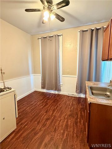 59 York Street, Buffalo, NY 14213