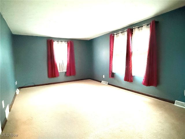 2344 52nd Street NE, Canton, OH 44705