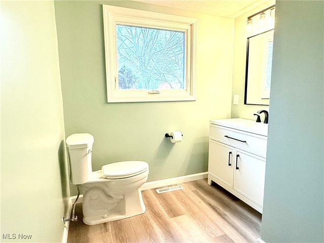 2344 52nd Street NE, Canton, OH 44705