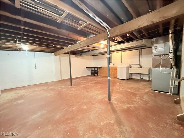 2344 52nd Street NE, Canton, OH 44705