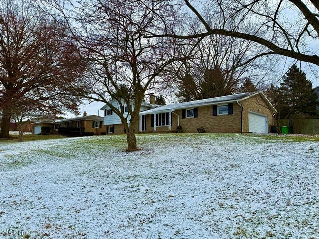 2344 52nd Street NE, Canton, OH 44705