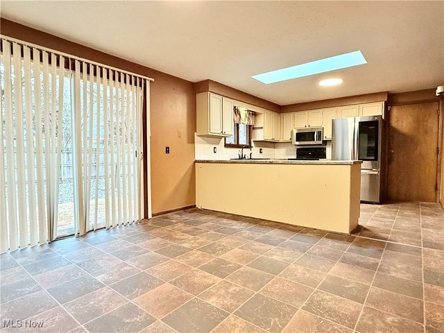 2344 52nd Street NE, Canton, OH 44705