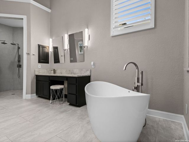 1 Bayside Court, San Antonio, TX 78257