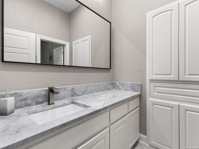 1 Bayside Court, San Antonio, TX 78257
