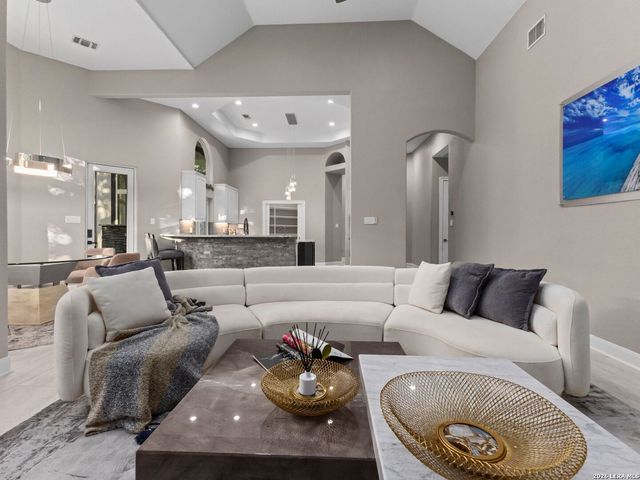 1 Bayside Court, San Antonio, TX 78257