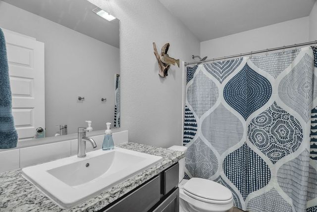 6001 Dodge Dr, Midland, TX 79705