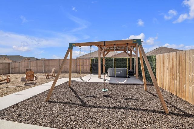 6001 Dodge Dr, Midland, TX 79705