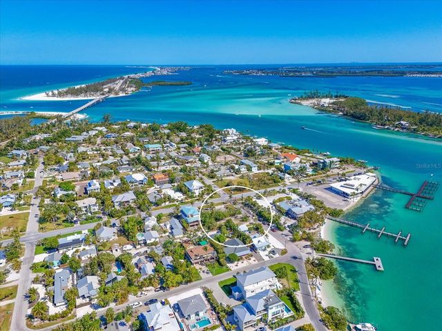 720 BROADWAY STREET, Longboat Key, FL 34228