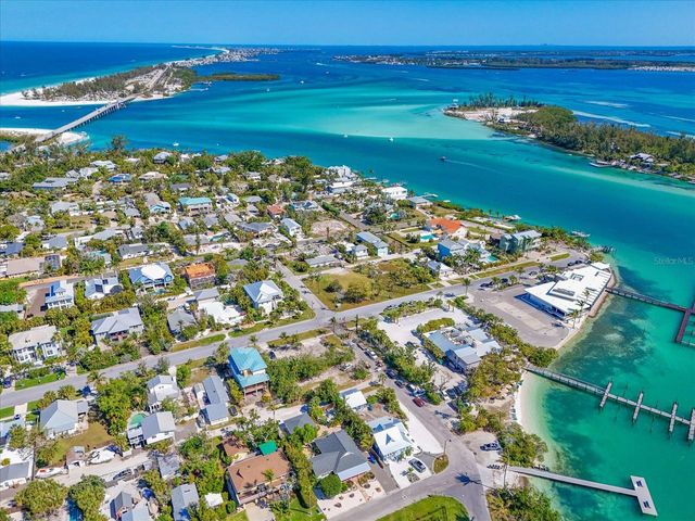 720 BROADWAY STREET, Longboat Key, FL 34228