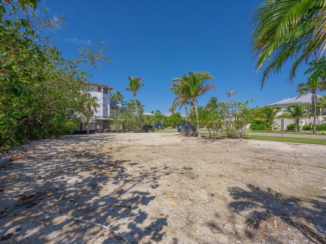 720 BROADWAY STREET, Longboat Key, FL 34228