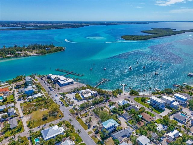 720 BROADWAY STREET, Longboat Key, FL 34228