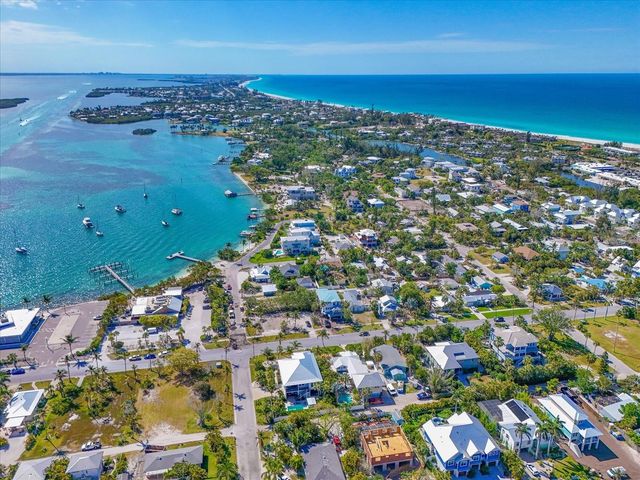 720 BROADWAY STREET, Longboat Key, FL 34228