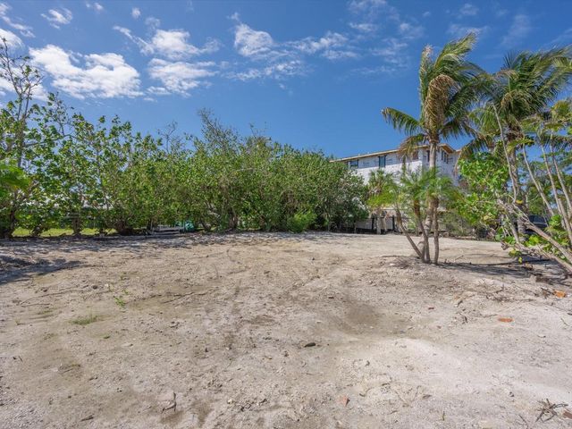 720 BROADWAY STREET, Longboat Key, FL 34228