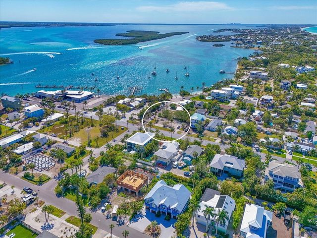 720 BROADWAY STREET, Longboat Key, FL 34228