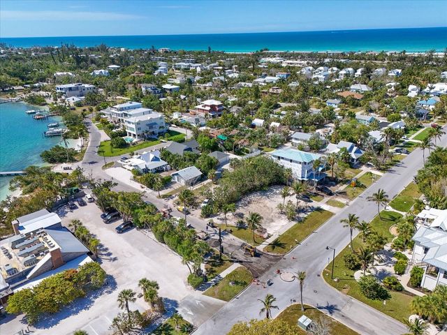 720 BROADWAY STREET, Longboat Key, FL 34228
