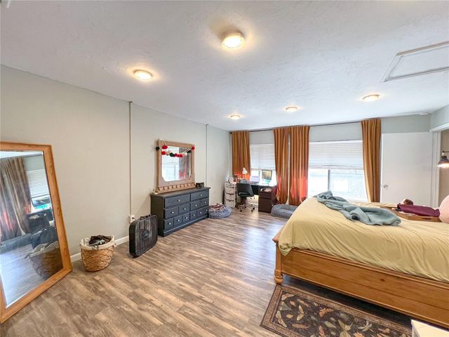 704 NE 1ST STREET B, Gainesville, FL 32601