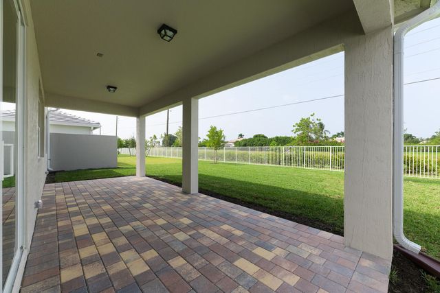 9677 Mosler Trail, Lake Worth, FL 33467