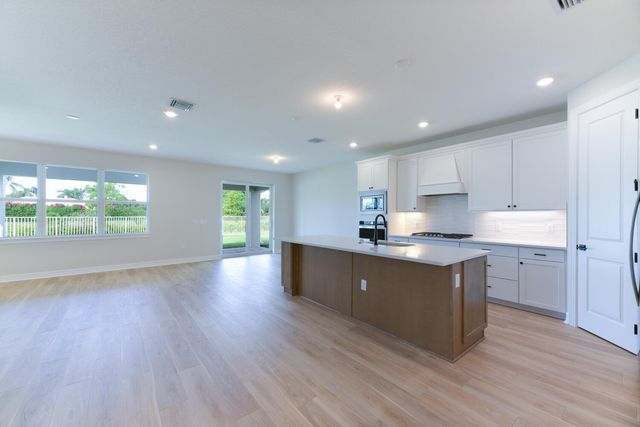 9677 Mosler Trail, Lake Worth, FL 33467