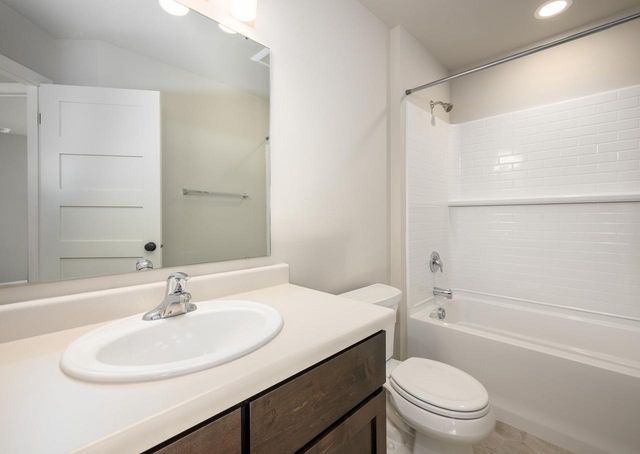 1759 Waverly Way, Sun Prairie, WI 53590