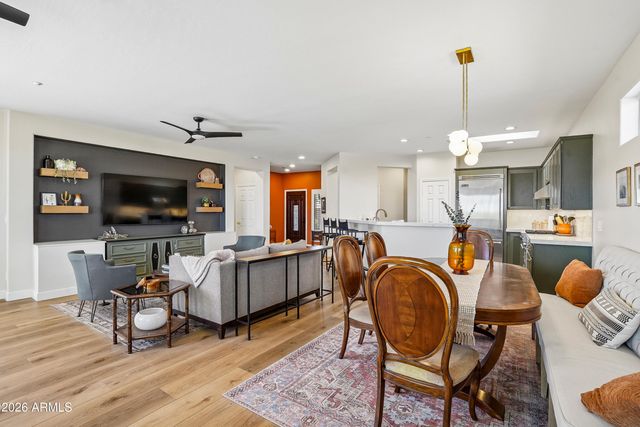 41101 N LAUREL VALLEY Court, Anthem, AZ 85086