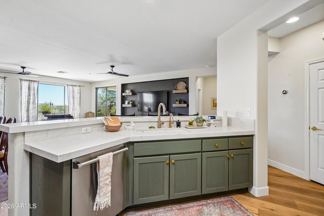41101 N LAUREL VALLEY Court, Anthem, AZ 85086