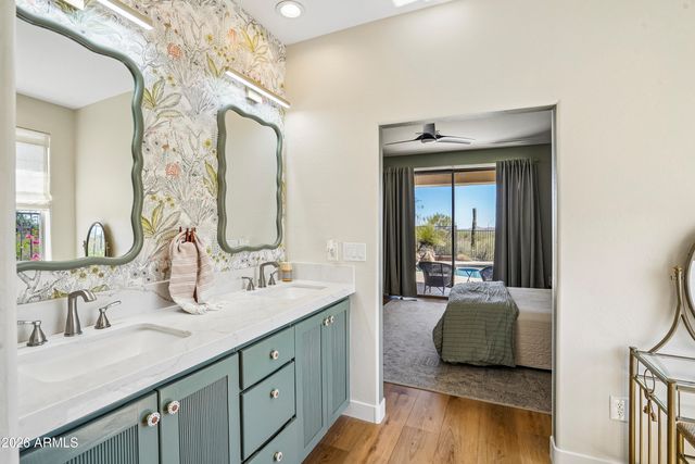 41101 N LAUREL VALLEY Court, Anthem, AZ 85086