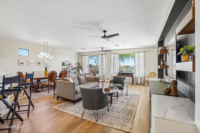 41101 N LAUREL VALLEY Court, Anthem, AZ 85086