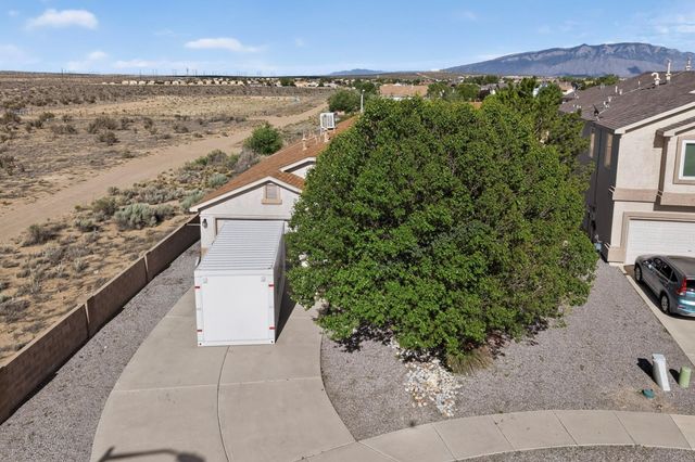 369 Whispering Meadows Drive NE, Rio Rancho, NM 87144