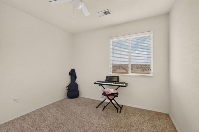 369 Whispering Meadows Drive NE, Rio Rancho, NM 87144