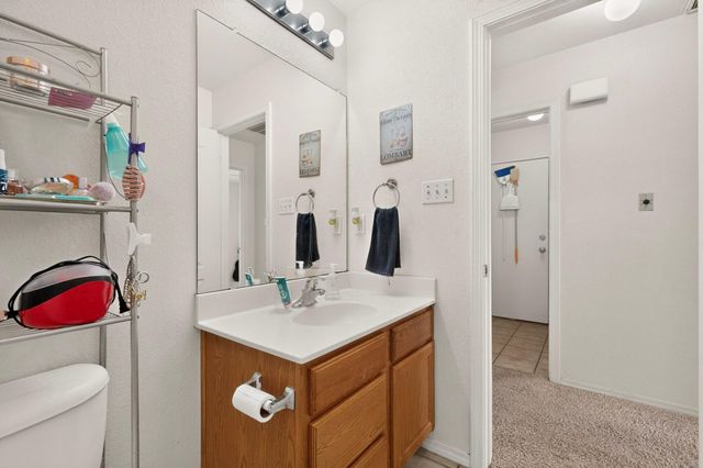 369 Whispering Meadows Drive NE, Rio Rancho, NM 87144
