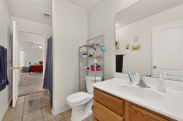 369 Whispering Meadows Drive NE, Rio Rancho, NM 87144