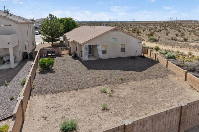 369 Whispering Meadows Drive NE, Rio Rancho, NM 87144