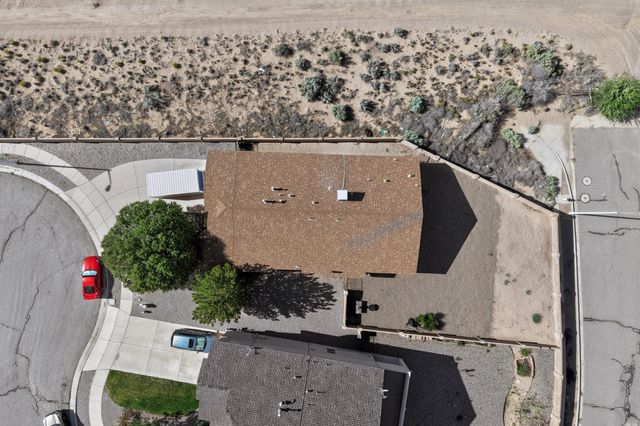 369 Whispering Meadows Drive NE, Rio Rancho, NM 87144