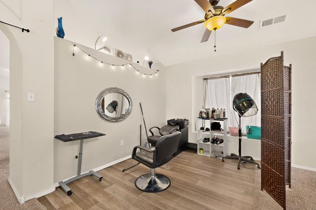 369 Whispering Meadows Drive NE, Rio Rancho, NM 87144