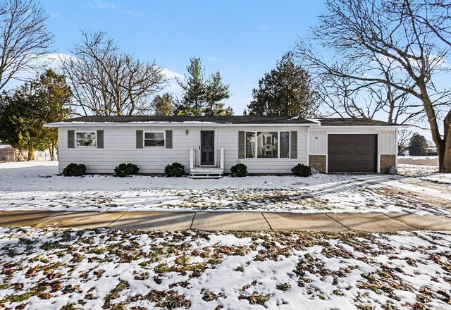 140 E Commerce Street, Grant City, MI 49327