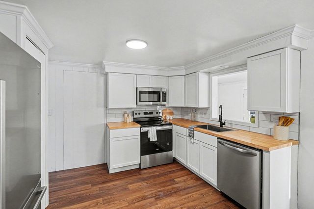 140 E Commerce Street, Grant City, MI 49327