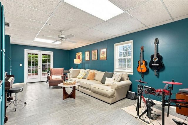 1433 Oakengate Drive, Tucker, GA 30083