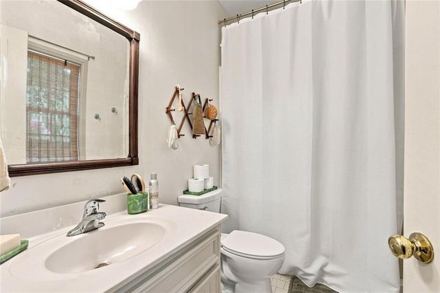 1433 Oakengate Drive, Tucker, GA 30083