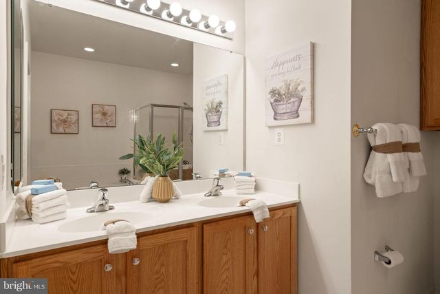 44424 LIVONIA TER, Ashburn, VA 20147