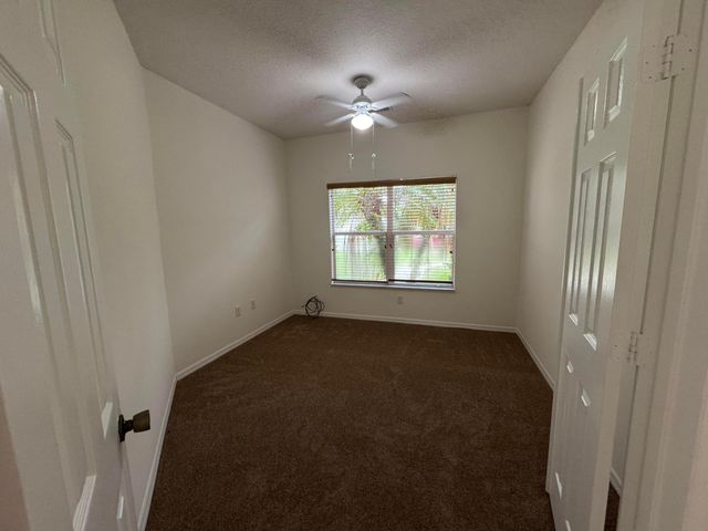 601 SW INDIAN KEY Drive, Port St. Lucie, Port St Lucie, FL 34986
