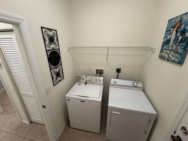 601 SW INDIAN KEY Drive, Port St. Lucie, Port St Lucie, FL 34986