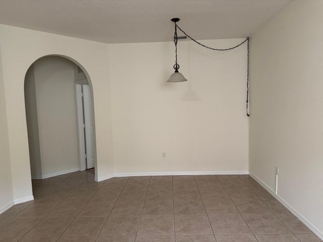 601 SW INDIAN KEY Drive, Port St. Lucie, Port St Lucie, FL 34986