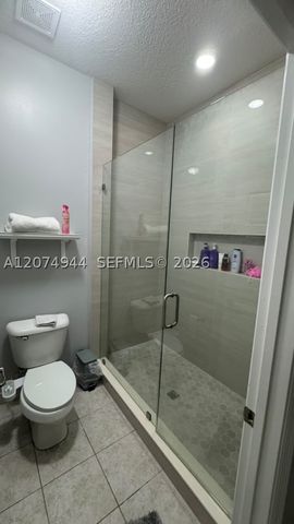 19301 NE 8th Ct, Miami, FL 33179