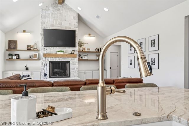 827 Gleason Way, Greenwood, AR 72936