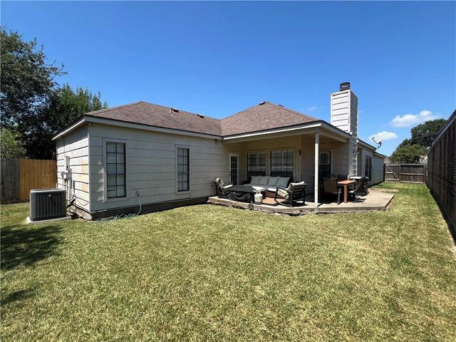 6714 Northgate Dr, Corpus Christi, TX 78413