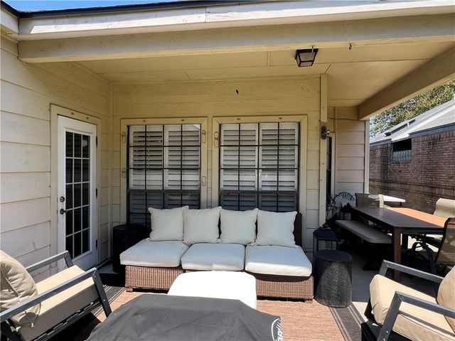 6714 Northgate Dr, Corpus Christi, TX 78413