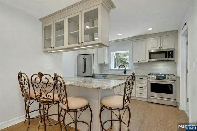 389 Bergen Boulevard, Oradell, NJ 07649