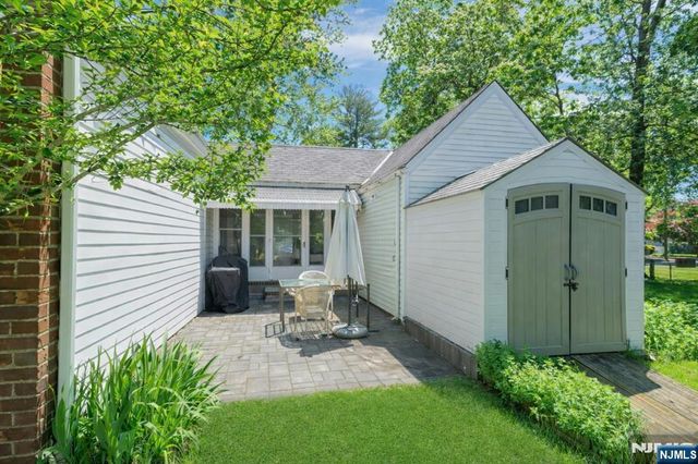 389 Bergen Boulevard, Oradell, NJ 07649