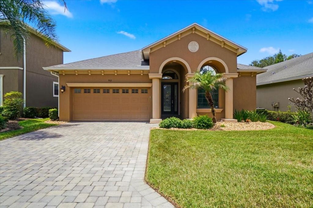 912 CHRISTINA CHASE LANE, Lakeland, FL 33813