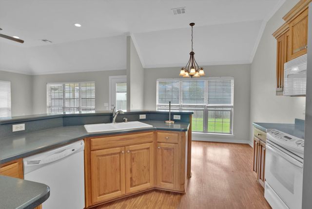 111 Rachel Lane, Bossier City, LA 71111